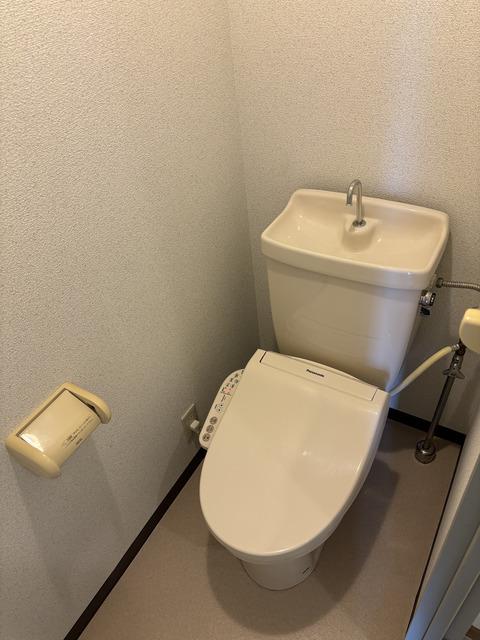 ����8