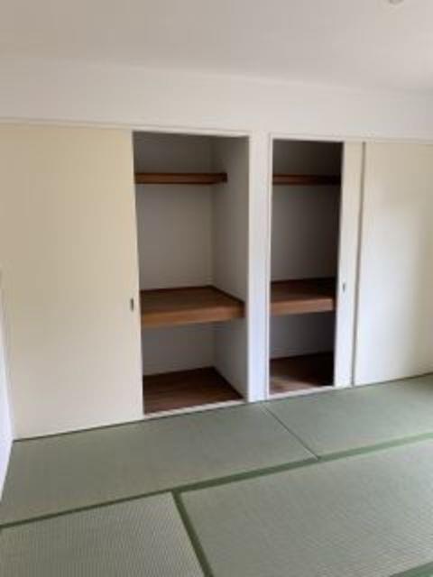 ����10