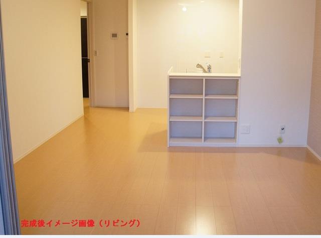 ����3