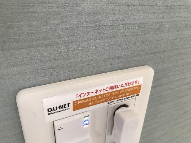 ����10