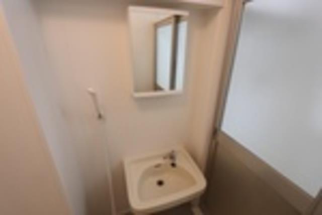 ����7