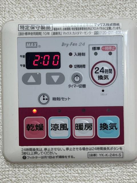 ����10
