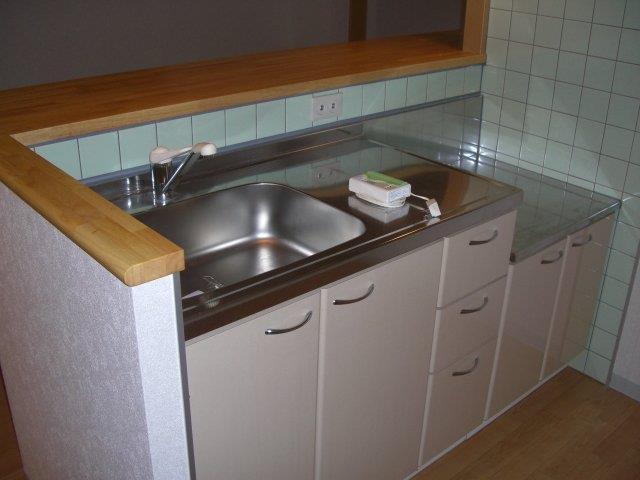 ����6