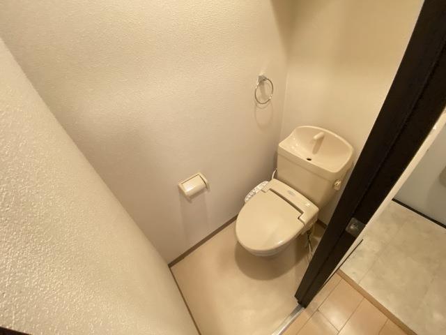 ����7