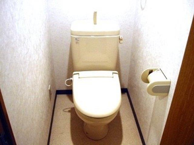 ����8