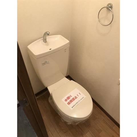 ����6