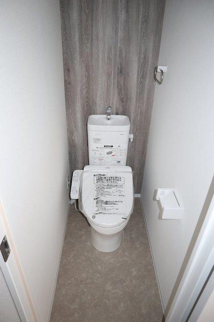 ����8
