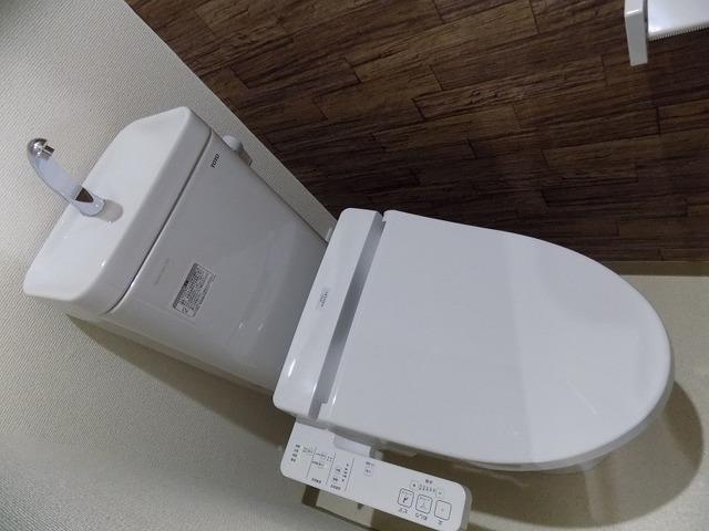 ����8
