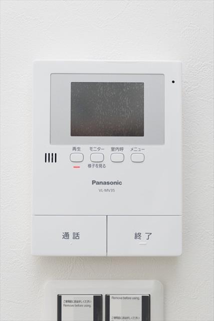 ����10