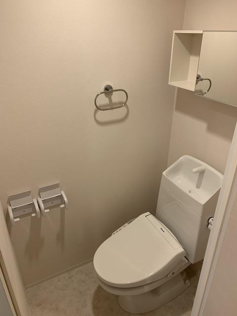 ����6