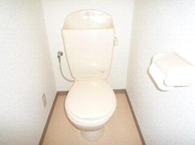����8