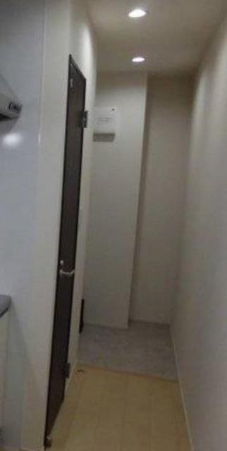 ����3