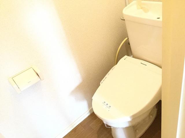 ����8