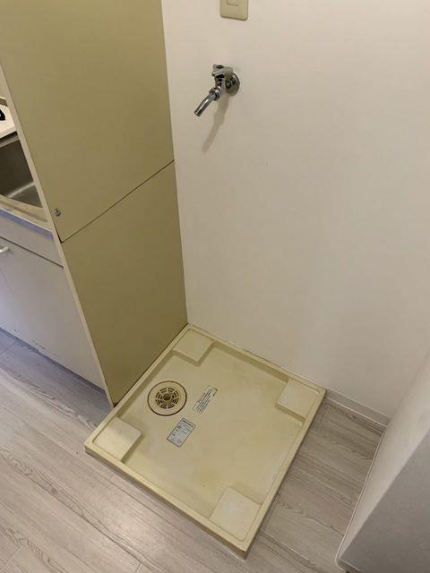 ����8