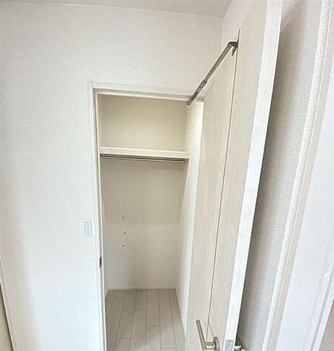 ����8