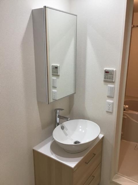 ����7