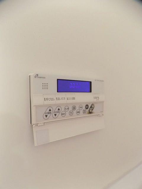 ����10
