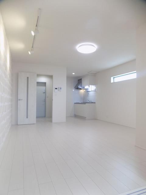 ����1