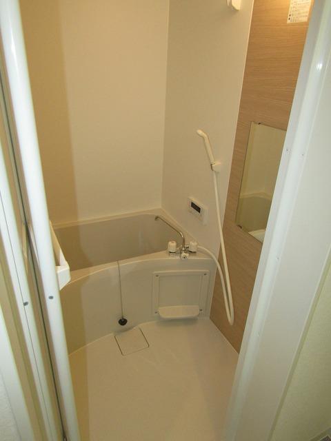 ����8