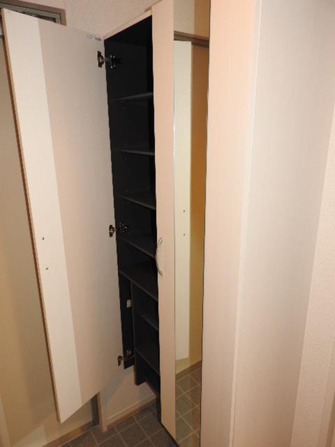 ����7
