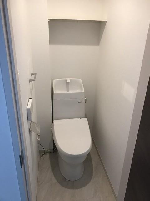 ����7