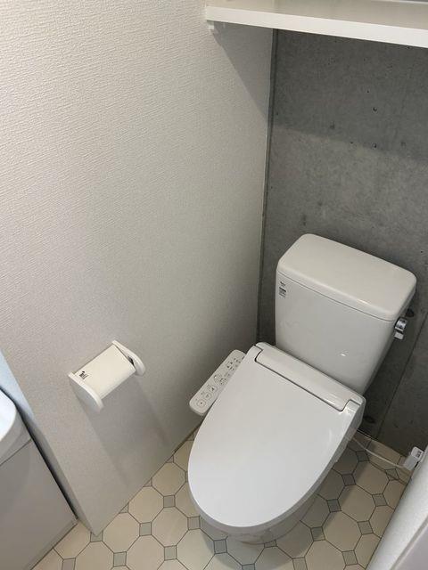 ����8