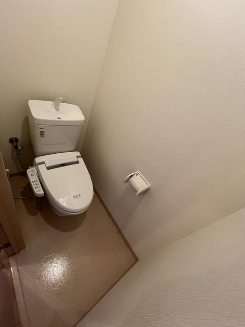 ����7