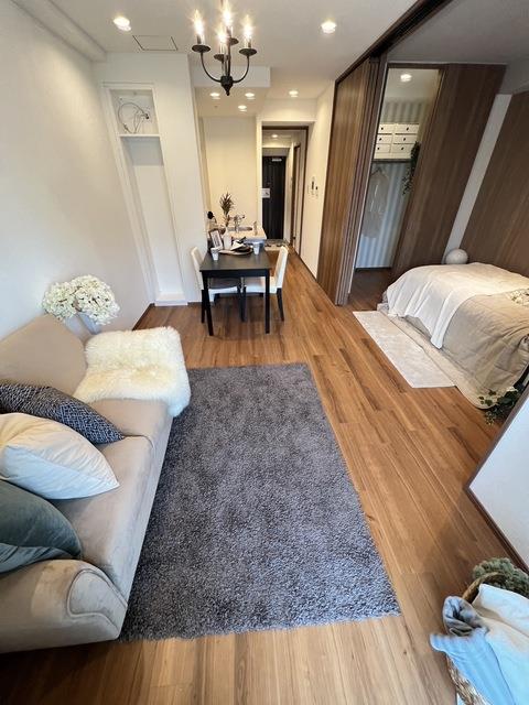 ����1