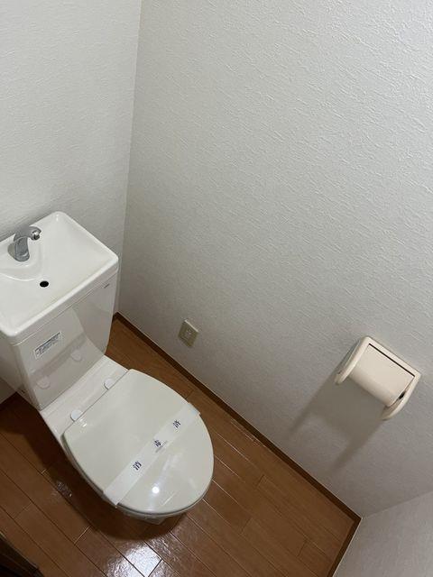 ����6