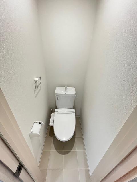 ����7
