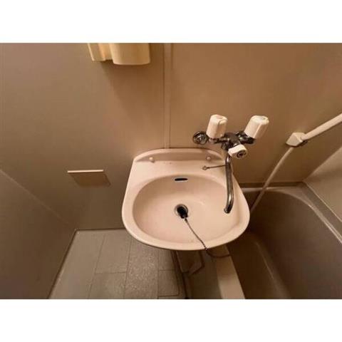 ����7