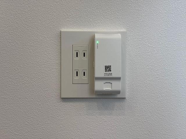 ����10