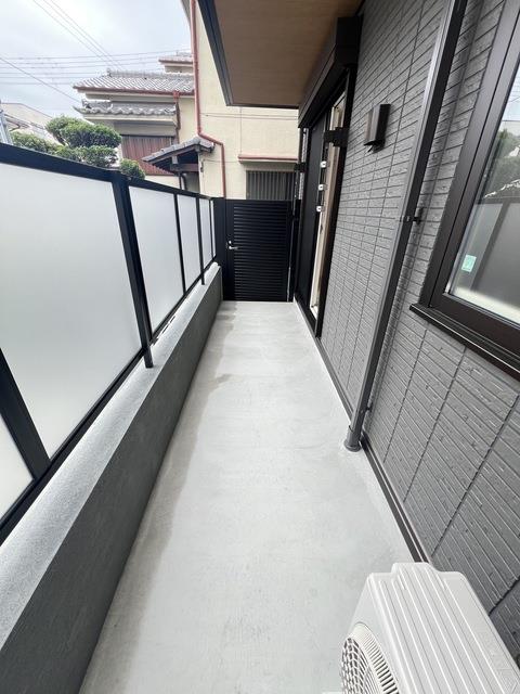 ����10