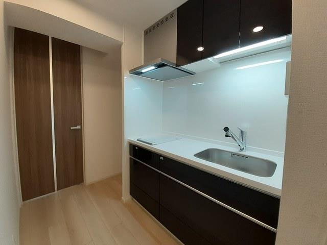 ����2