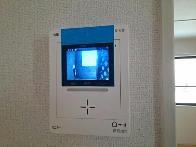 ����10