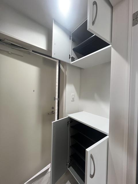 ����10
