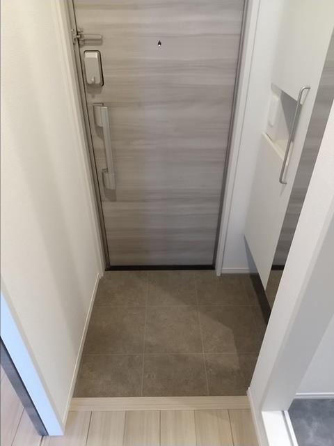 ����5