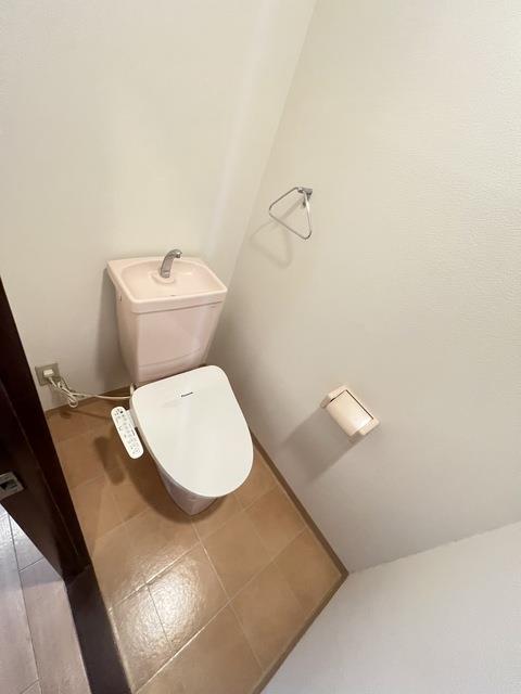 ����8