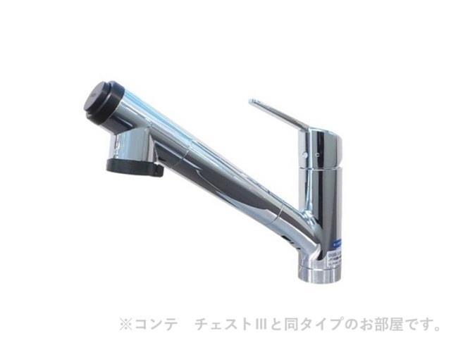 ����5