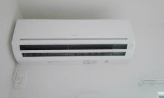 ����4