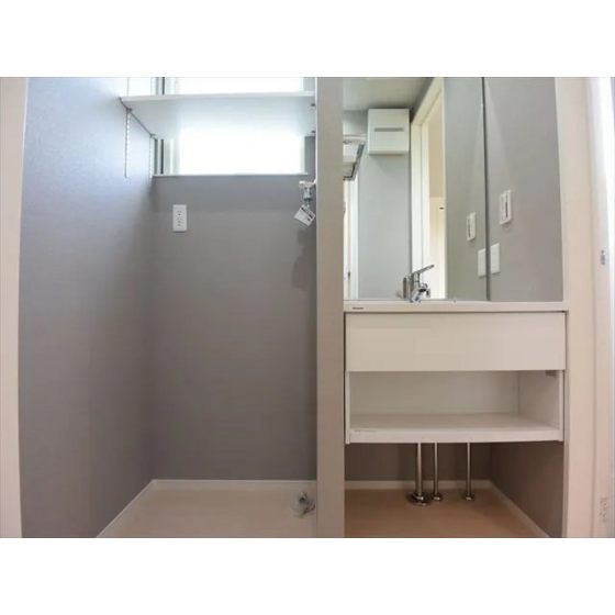 ����16