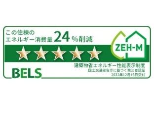 ����12