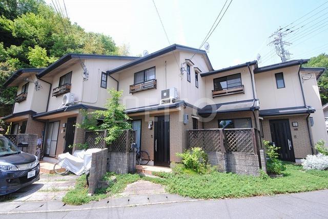 ���s�{���s�s�������q���͌���2�k�c�j