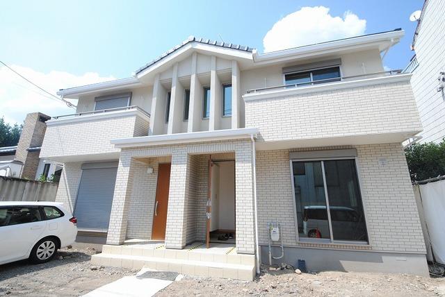 ���s�s�G�ې��@�k�R�w�i�k��8���j