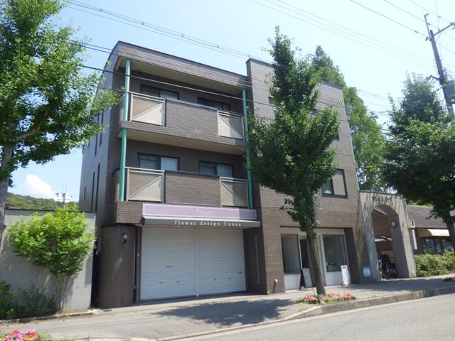 ���s�s�G�ې��@������w�i�k��8���j