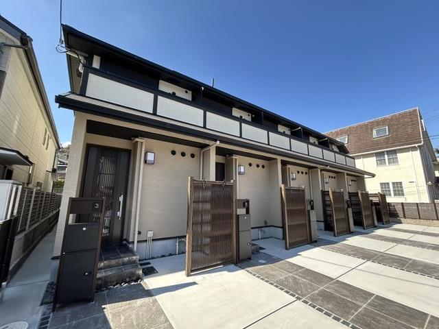 ���s�{���s�s�������y�����c��2�k�c�j