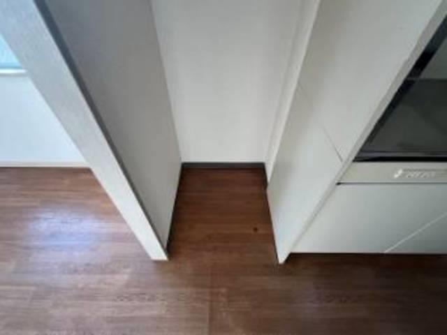 ����2