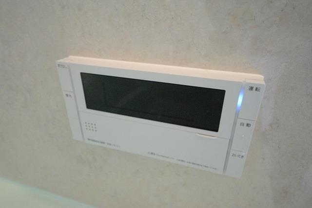 ����10