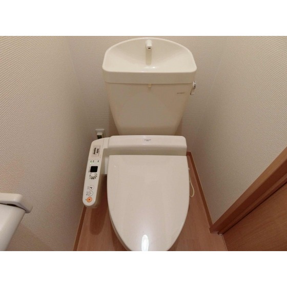 ����5