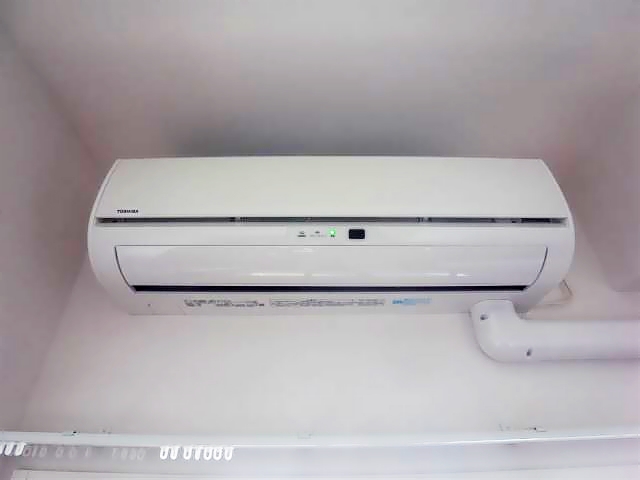 ����20